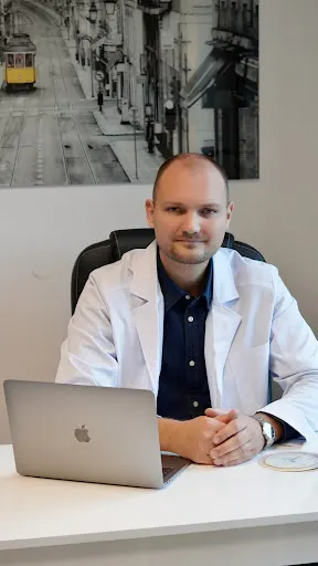 lek. Stanislav Vrublevskyi – Bielsko-Biała | Лікар. Пройшов спеціалізацію з акушерства та гінекології в Україні Бельсько-Бяла